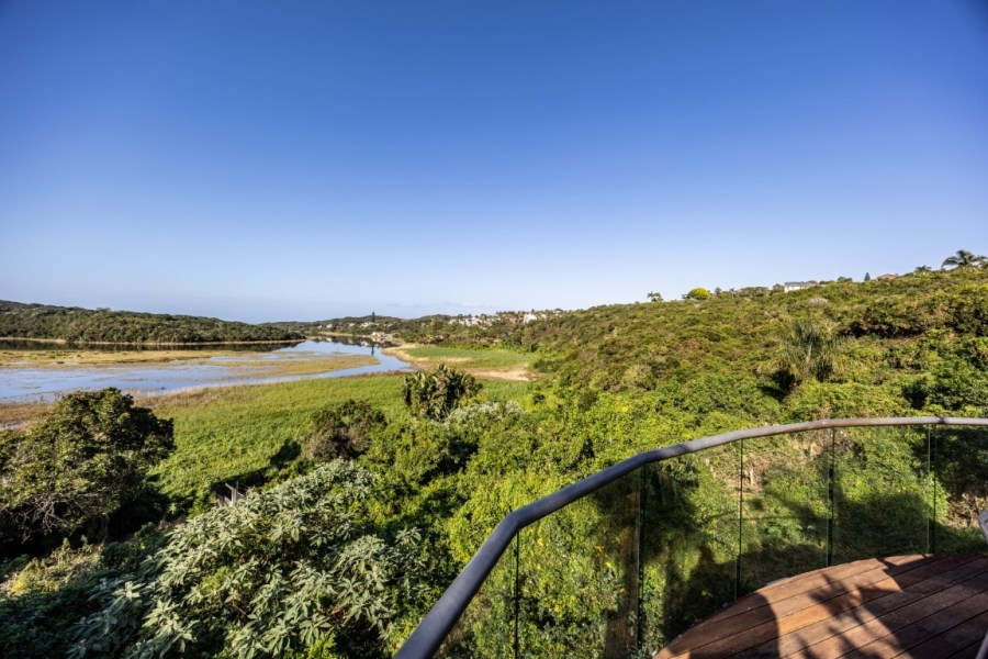 4 Bedroom Property for Sale in Beacon Bay Eastern Cape